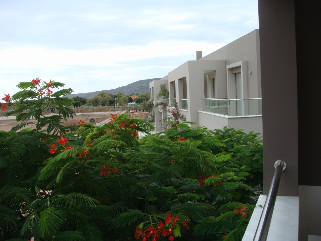 Double Bay Beach Hotel เอลาฟอนนิซอส ภายนอก รูปภาพ